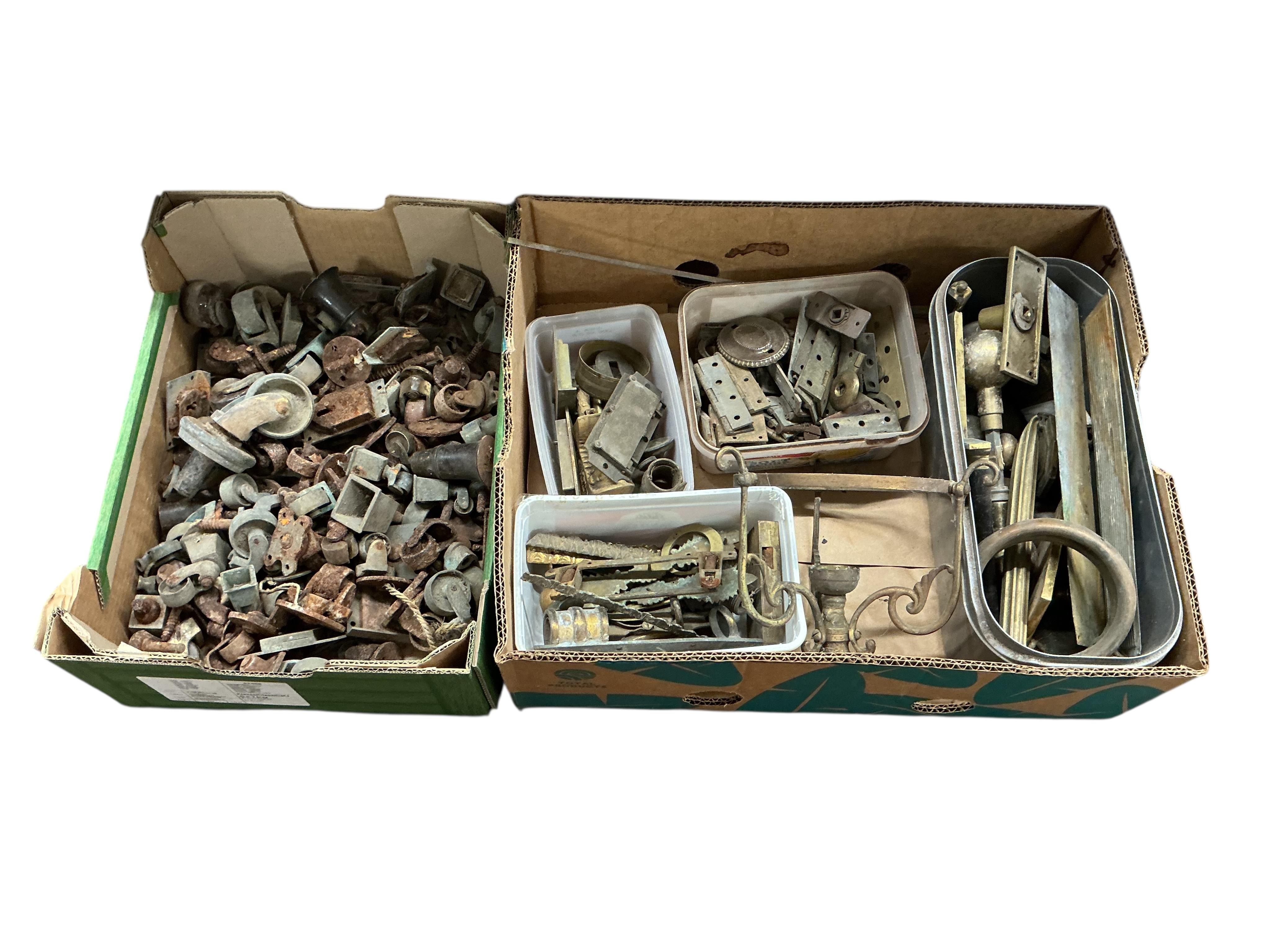 A large quantity of assorted furniture mounts, etc.